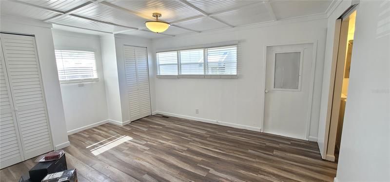 Recently Rented: $1,850 (2 beds, 2 baths, 960 Square Feet)
