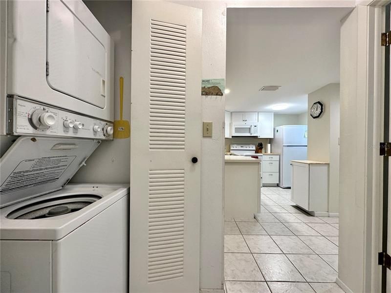 For Rent: $1,990 (2 beds, 2 baths, 871 Square Feet)
