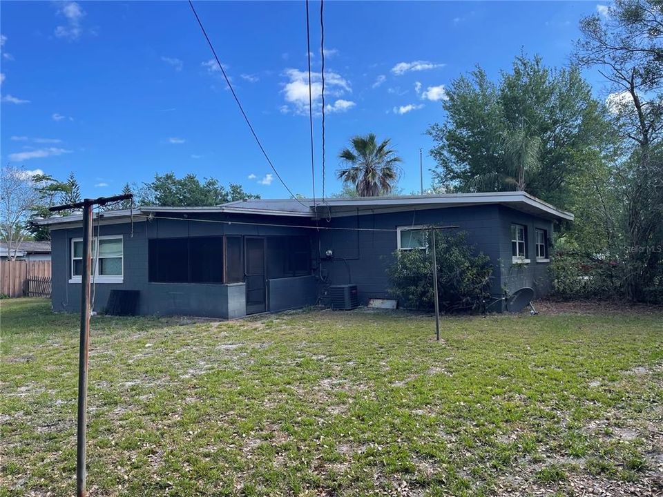 Recently Sold: $182,000 (3 beds, 1 baths, 1248 Square Feet)