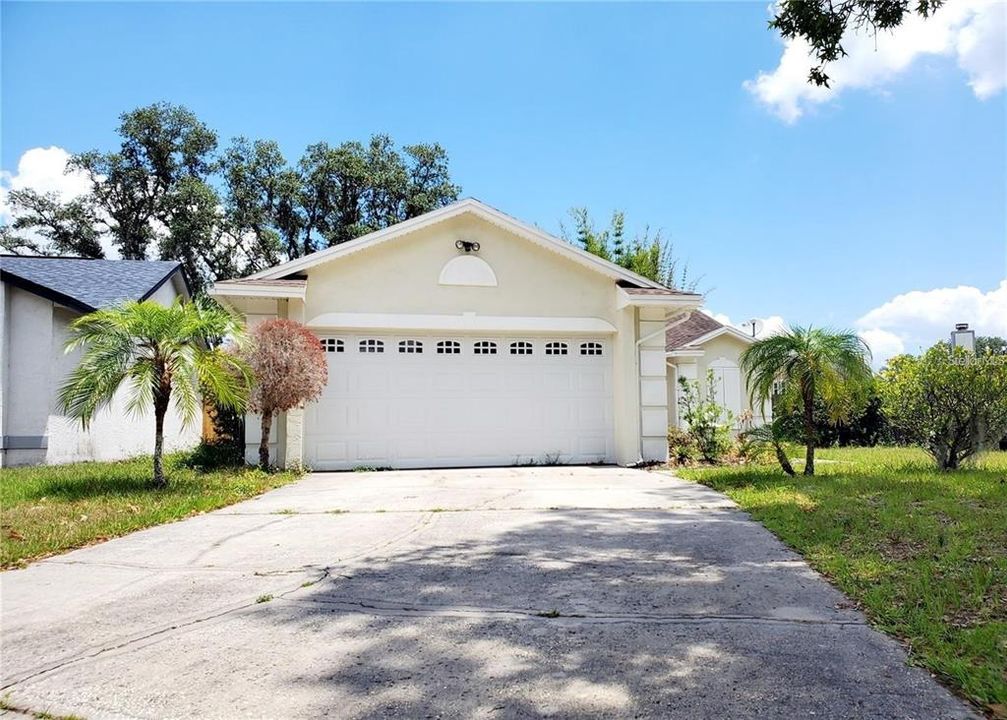 Recently Sold: $360,000 (3 beds, 2 baths, 1233 Square Feet)