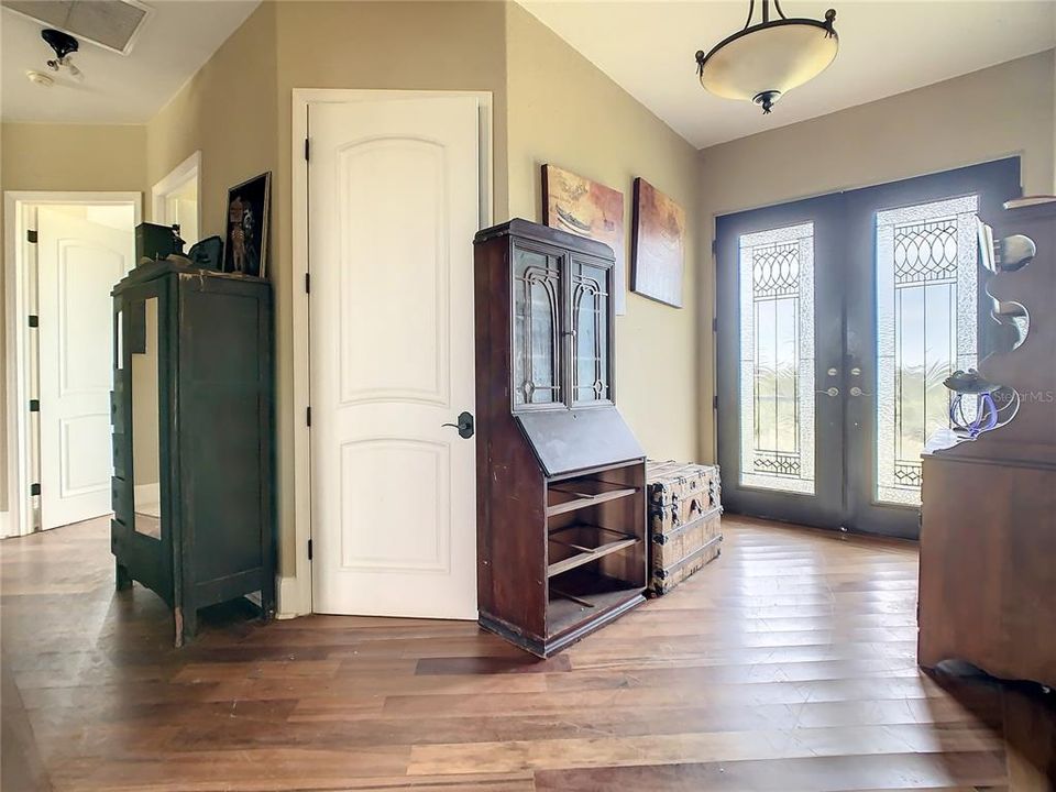 Entry way, hardwood floors