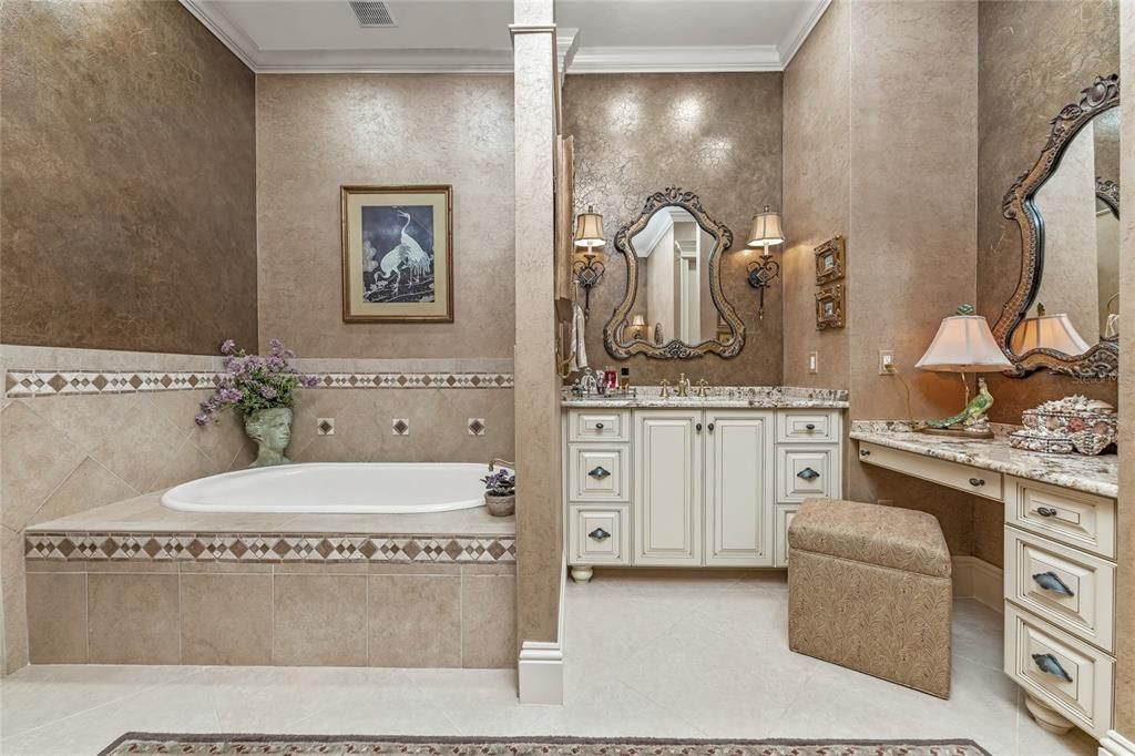 Недавно продано: $1,450,000 (3 спален, 3 ванн, 3304 Квадратных фут)