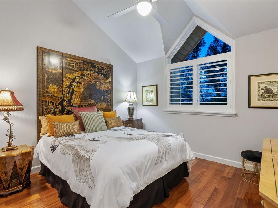 Recently Sold: $1,650,000 (3 beds, 2 baths, 3218 Square Feet)