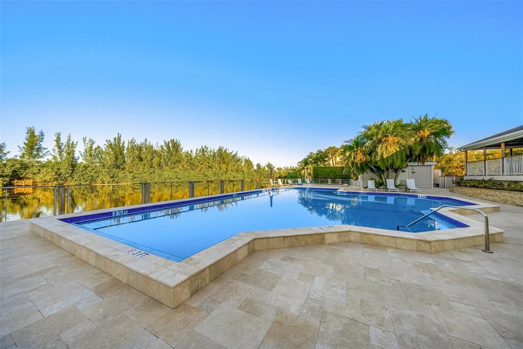 Recently Sold: $1,650,000 (3 beds, 2 baths, 3218 Square Feet)