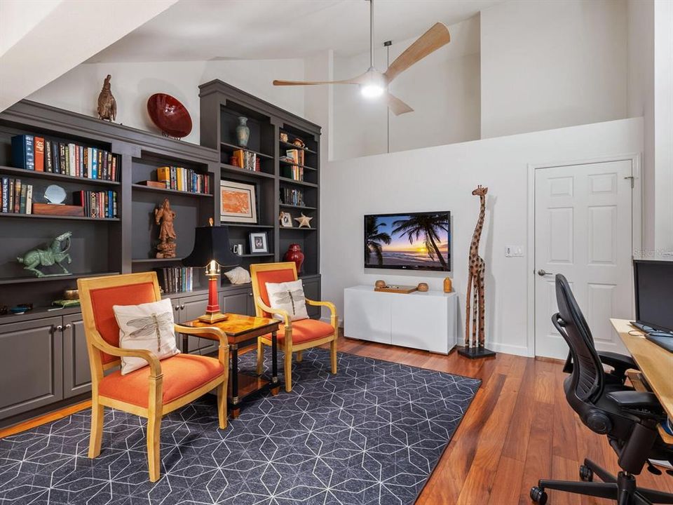 Recently Sold: $1,650,000 (3 beds, 2 baths, 3218 Square Feet)