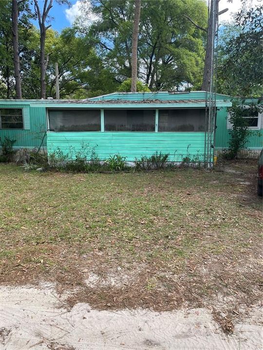 最近售出: $73,500 (3 贝兹, 1 浴室, 720 平方英尺)