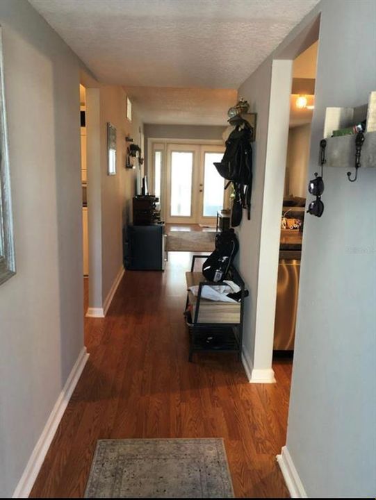 Recently Sold: $280,000 (2 beds, 2 baths, 890 Square Feet)