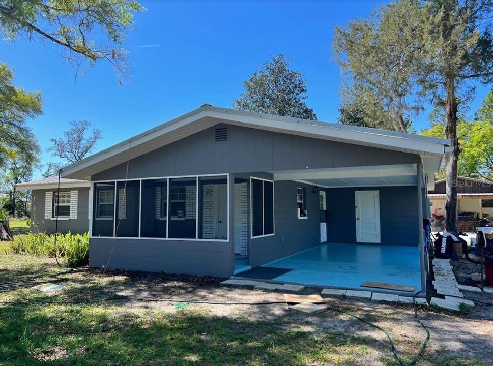 Recently Sold: $139,900 (3 beds, 1 baths, 884 Square Feet)