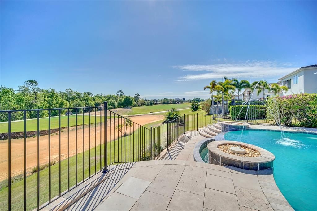 Recently Sold: $1,224,000 (5 beds, 5 baths, 3510 Square Feet)