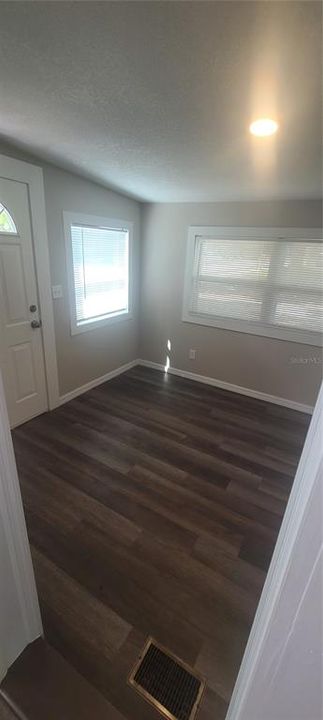 Recently Rented: $1,750 (2 beds, 2 baths, 888 Square Feet)