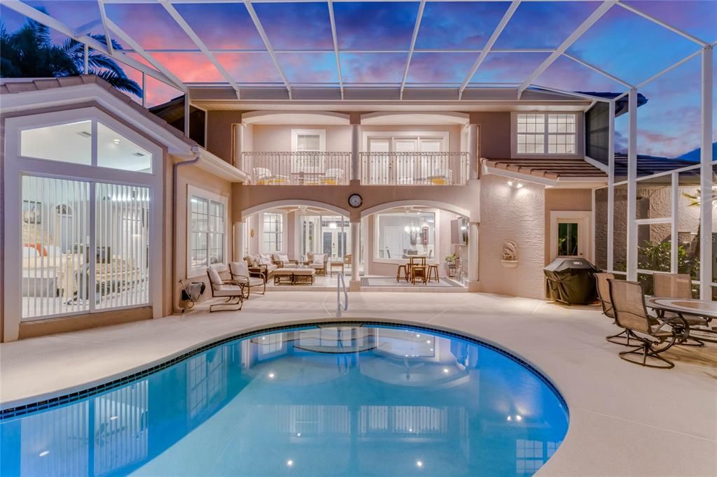 Recently Sold: $1,795,000 (4 beds, 4 baths, 1956 Square Feet)