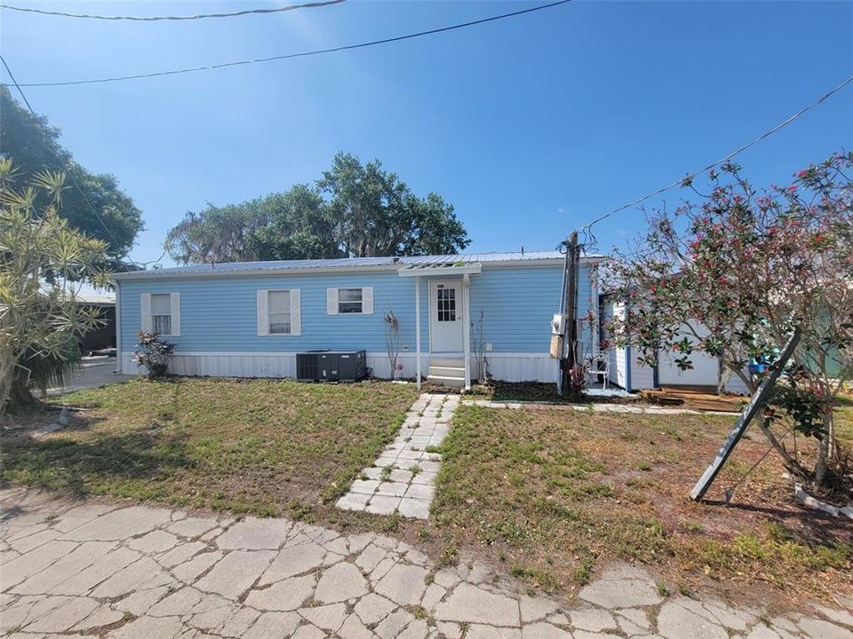 Recently Sold: $232,000 (3 beds, 2 baths, 1104 Square Feet)
