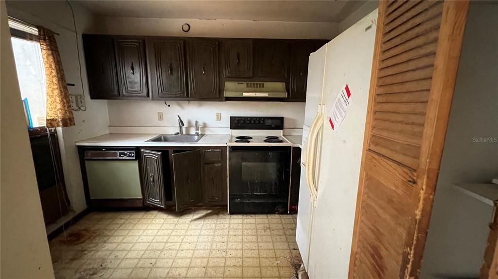 Recently Sold: $59,000 (2 beds, 1 baths, 942 Square Feet)