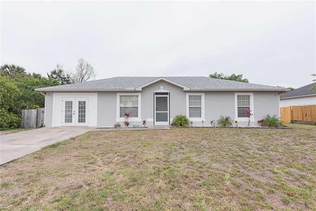 Recently Sold: $275,000 (4 beds, 2 baths, 1340 Square Feet)