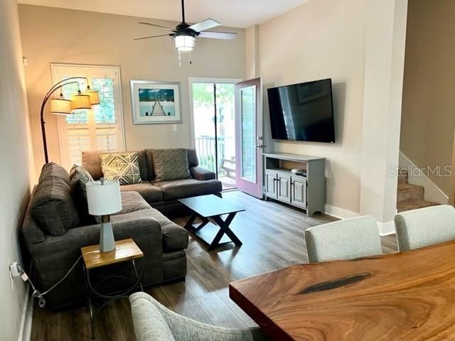 Recently Rented: $5,500 (2 beds, 2 baths, 1610 Square Feet)