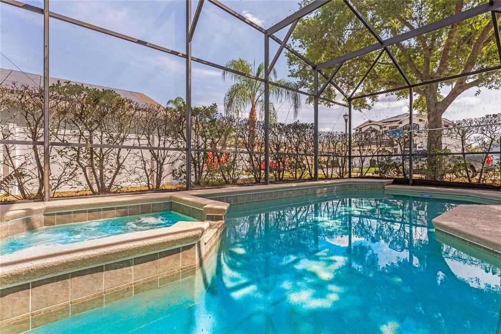 Recently Sold: $425,000 (4 beds, 3 baths, 1839 Square Feet)