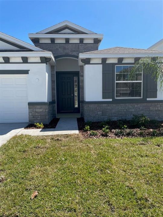Recently Sold: $465,245 (4 beds, 2 baths, 2035 Square Feet)