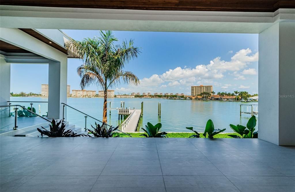 Recently Sold: $6,395,000 (4 beds, 4 baths, 4657 Square Feet)