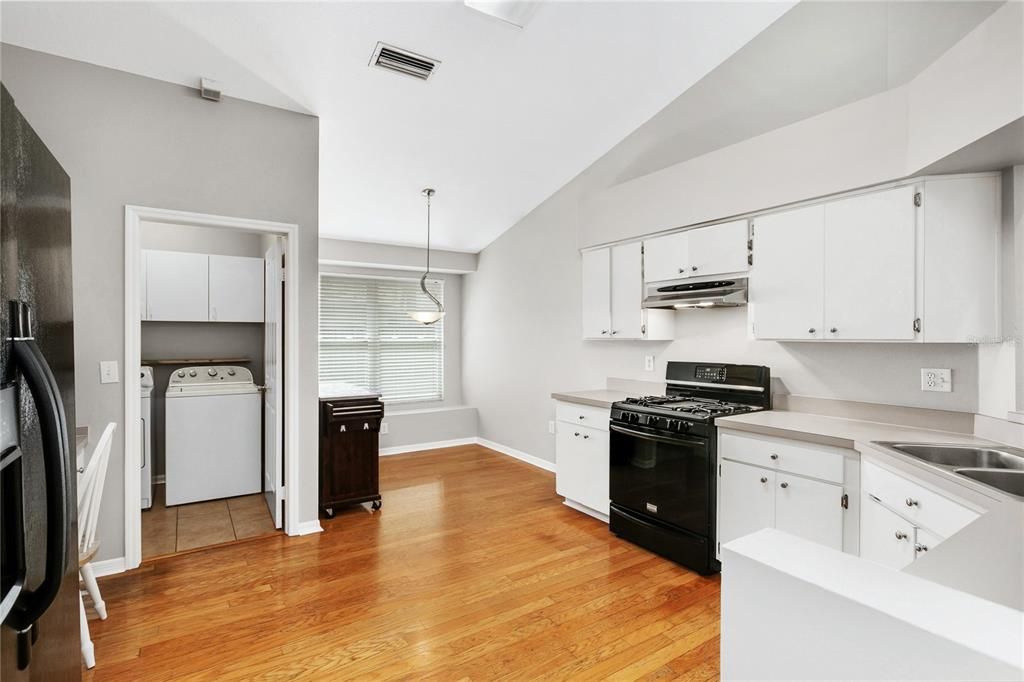 Active With Contract: $3,175 (3 beds, 2 baths, 1820 Square Feet)