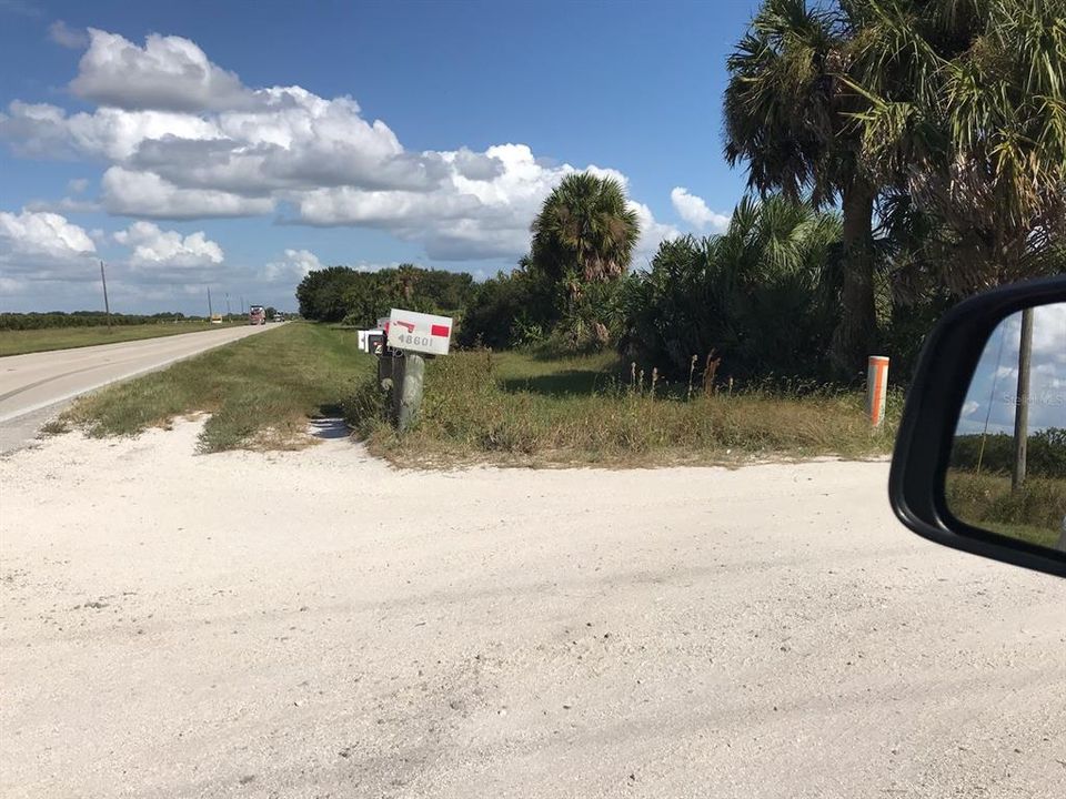 Mailbox 48601 where you turn right and south to the 5 acres of 48617.