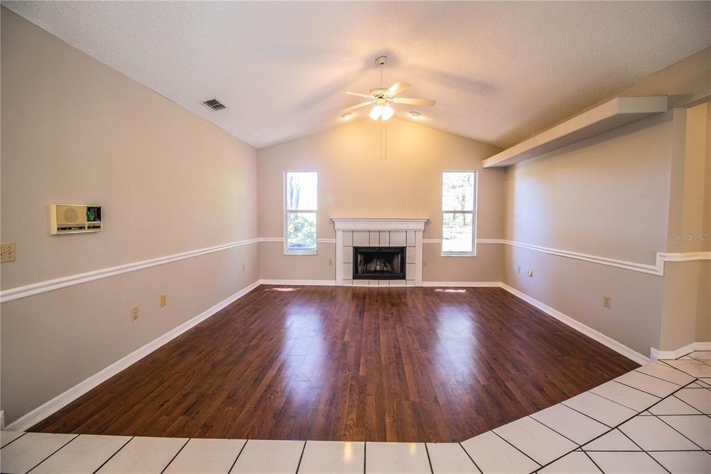 Recently Rented: $2,395 (3 beds, 2 baths, 2032 Square Feet)