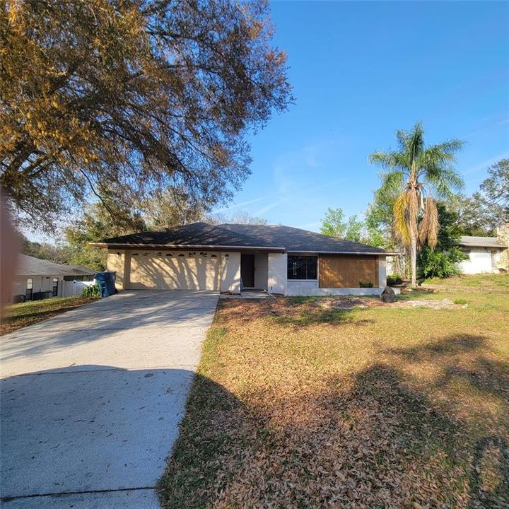 Recently Sold: $240,000 (2 beds, 2 baths, 1541 Square Feet)