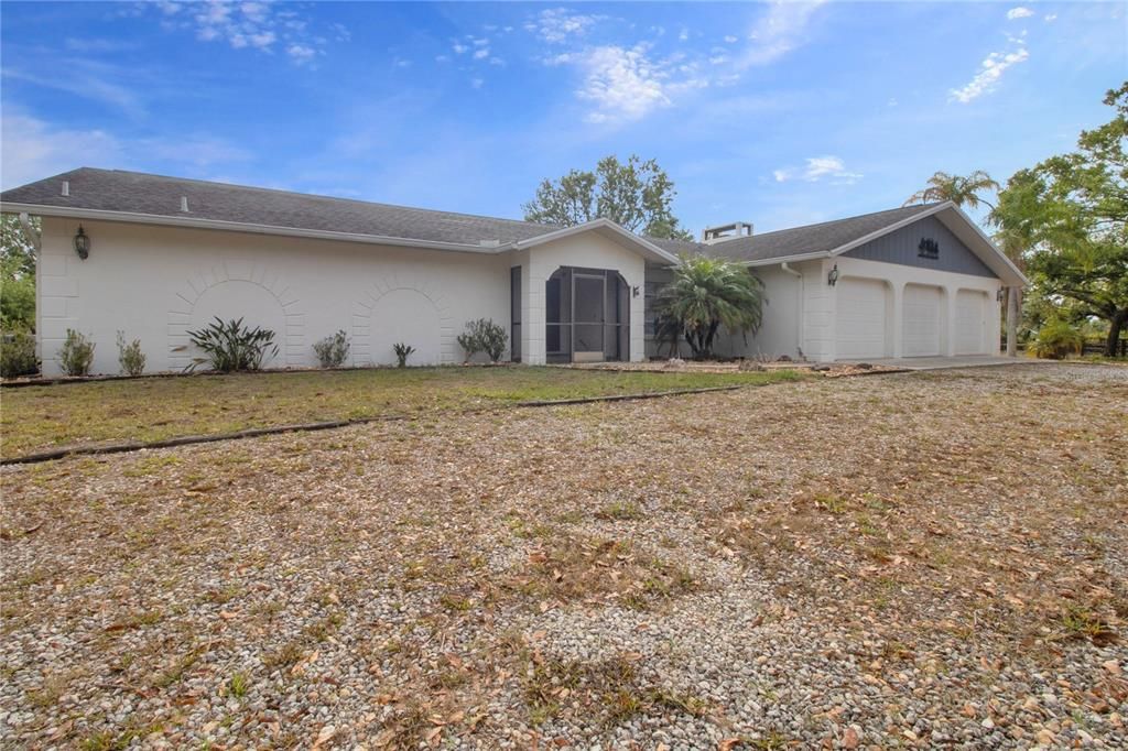 Recently Sold: $649,999 (3 beds, 2 baths, 2766 Square Feet)