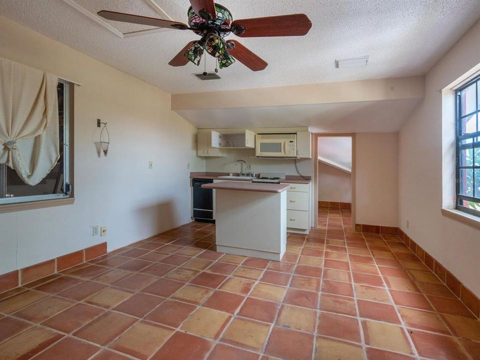 For Sale: $19,999,000 (101.27 acres)