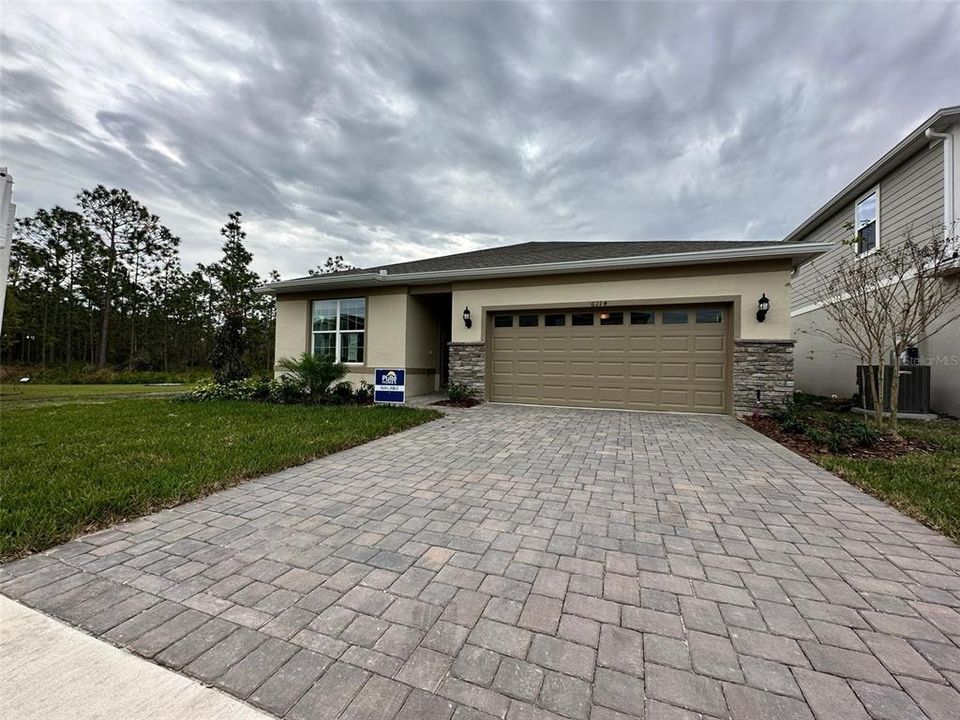 Recently Sold: $510,000 (4 beds, 2 baths, 1850 Square Feet)