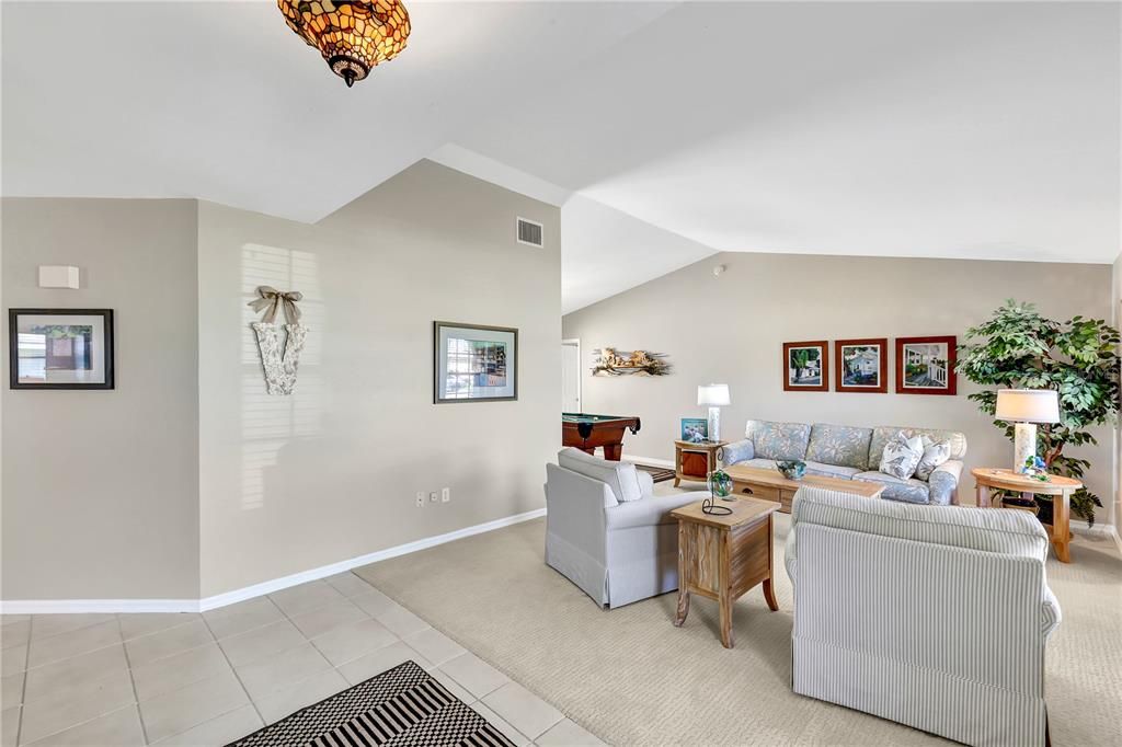 Recently Sold: $725,000 (3 beds, 2 baths, 1921 Square Feet)
