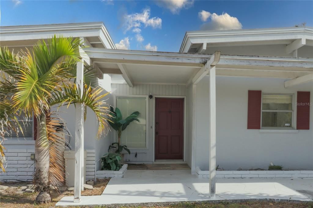 Recently Sold: $430,000 (3 beds, 2 baths, 1502 Square Feet)