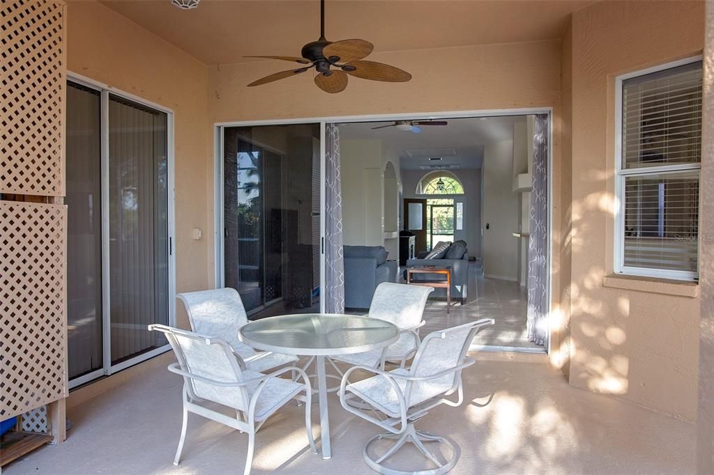 Recently Sold: $525,000 (3 beds, 2 baths, 2045 Square Feet)