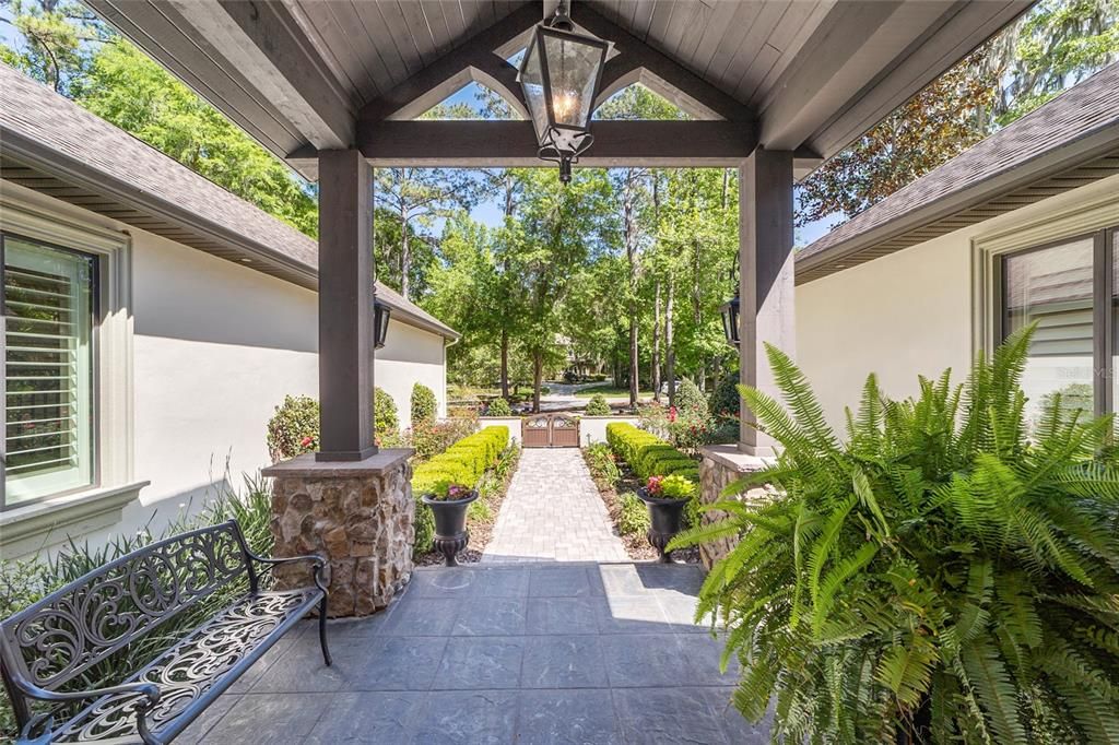 Recently Sold: $1,590,000 (5 beds, 4 baths, 5730 Square Feet)