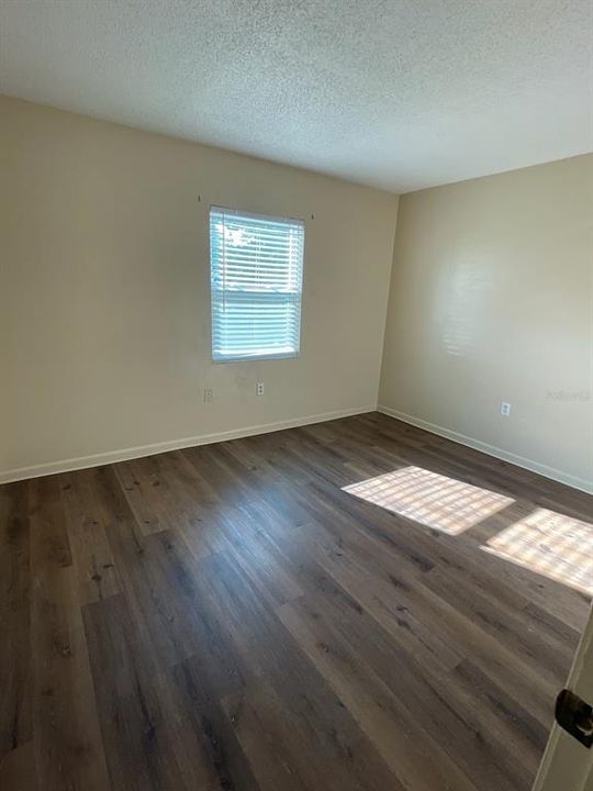 Recently Rented: $1,600 (3 beds, 1 baths, 1110 Square Feet)