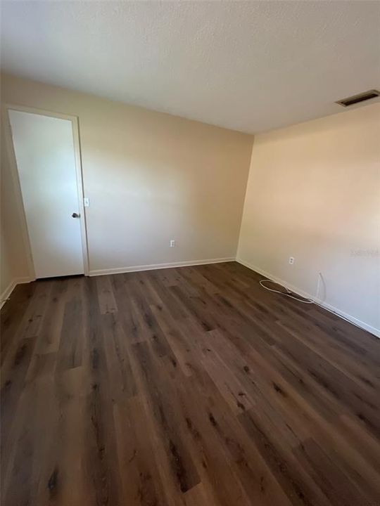 Recently Rented: $1,600 (3 beds, 1 baths, 1110 Square Feet)