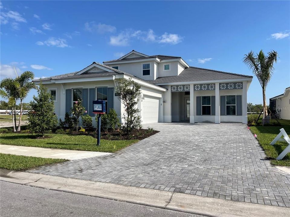 Recently Sold: $877,719 (4 beds, 4 baths, 3131 Square Feet)