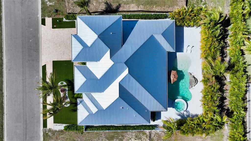 Vendido Recientemente: $1,495,000 (4 camas, 4 baños, 2461 Pies cuadrados)