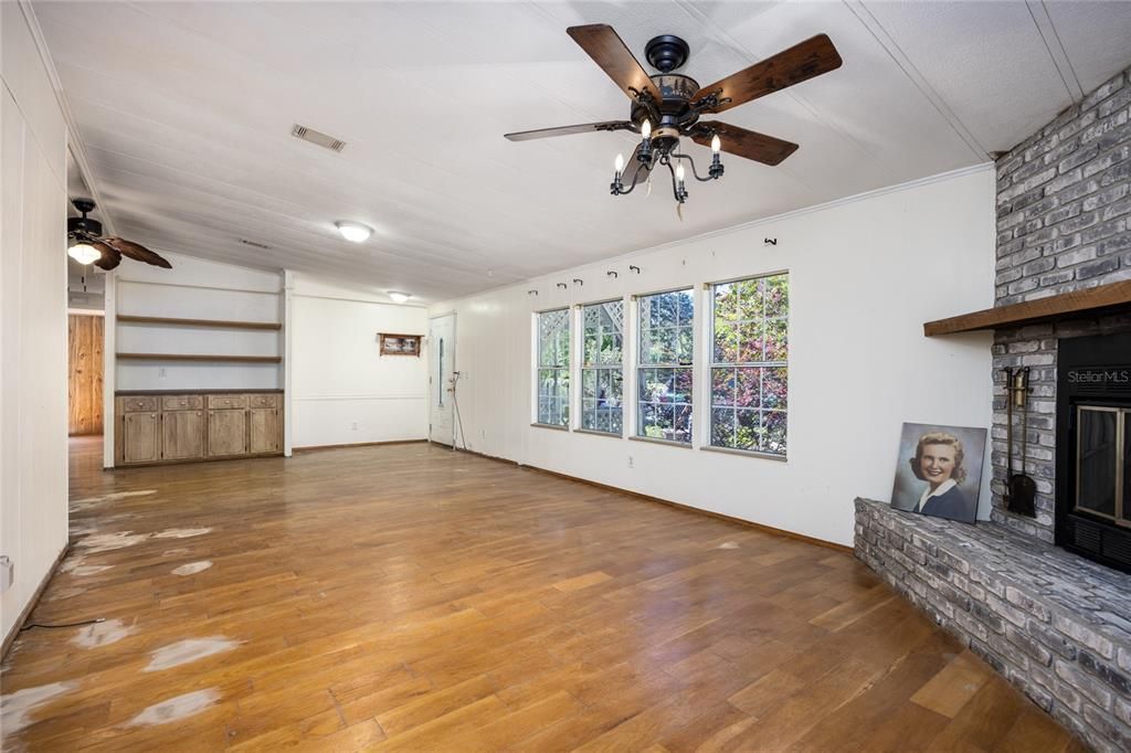 Great Room with Fireplace