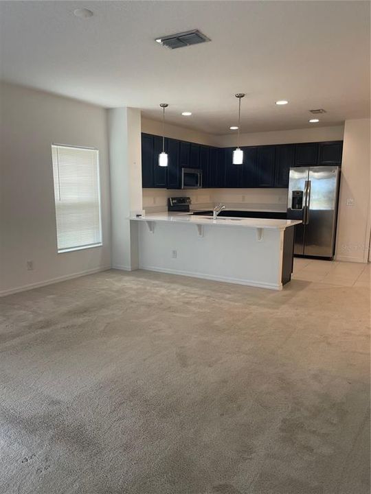 Recently Rented: $1,800 (4 beds, 2 baths, 1723 Square Feet)