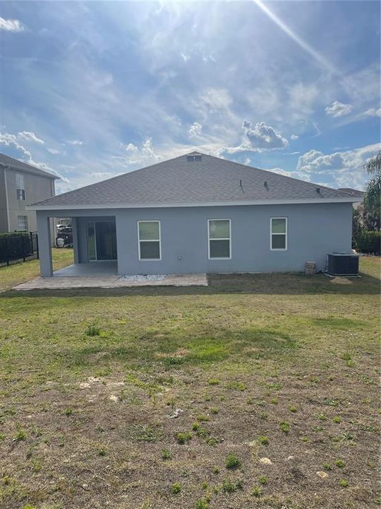 Recently Rented: $1,800 (4 beds, 2 baths, 1723 Square Feet)