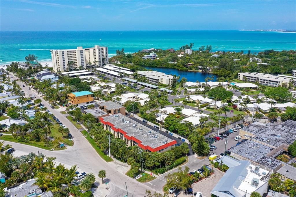 AMAZING Location! Less than .2mi to beach and a block to center of the SKVillage