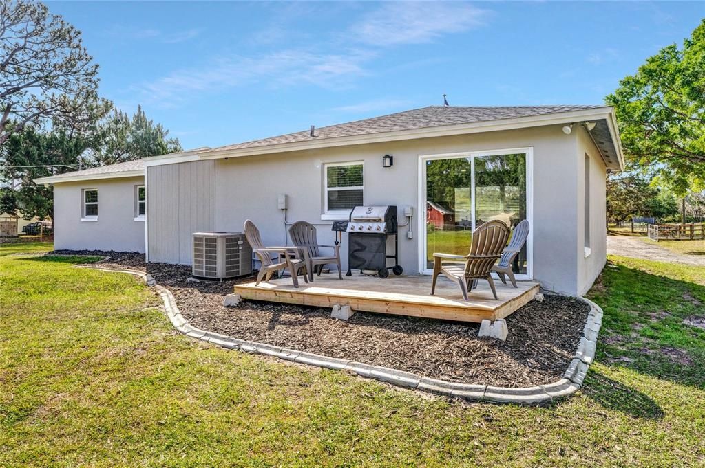 Recently Sold: $395,000 (3 beds, 2 baths, 1248 Square Feet)