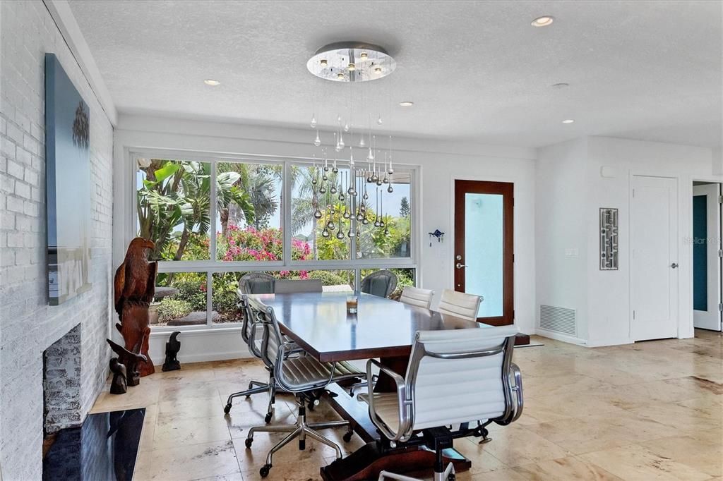 Recently Sold: $3,250,000 (3 beds, 2 baths, 2493 Square Feet)