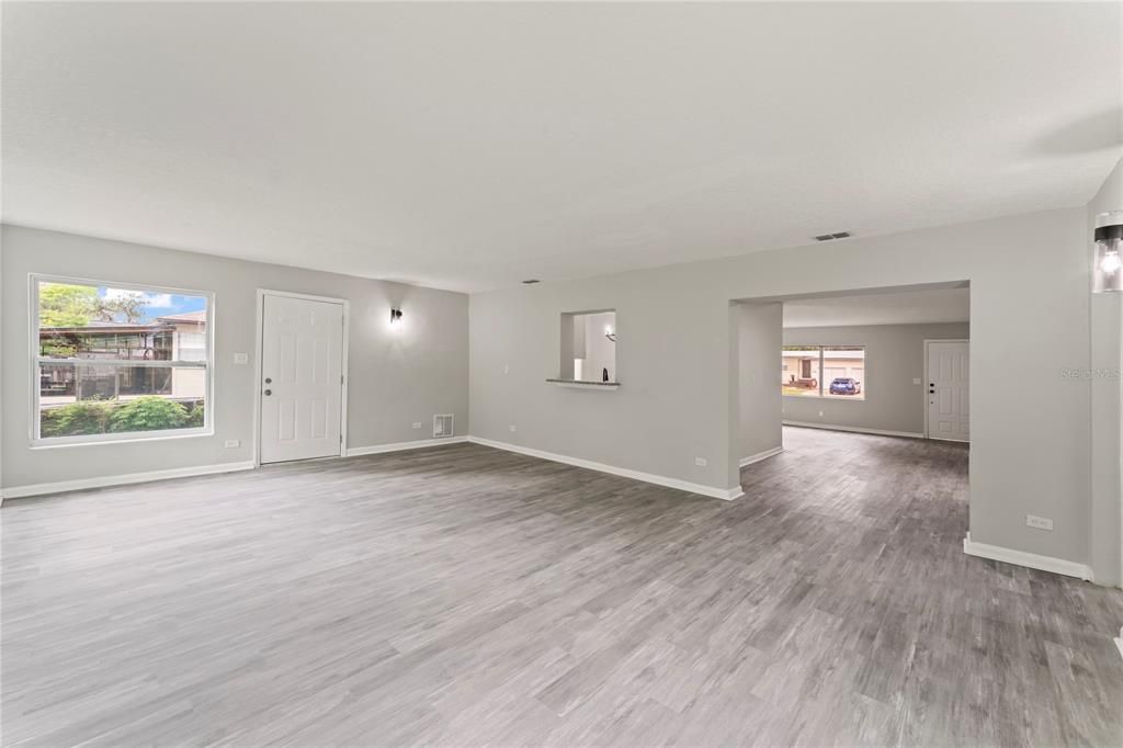 Recently Sold: $314,000 (3 beds, 2 baths, 1817 Square Feet)