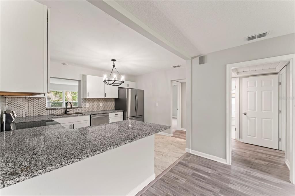 Recently Sold: $314,000 (3 beds, 2 baths, 1817 Square Feet)