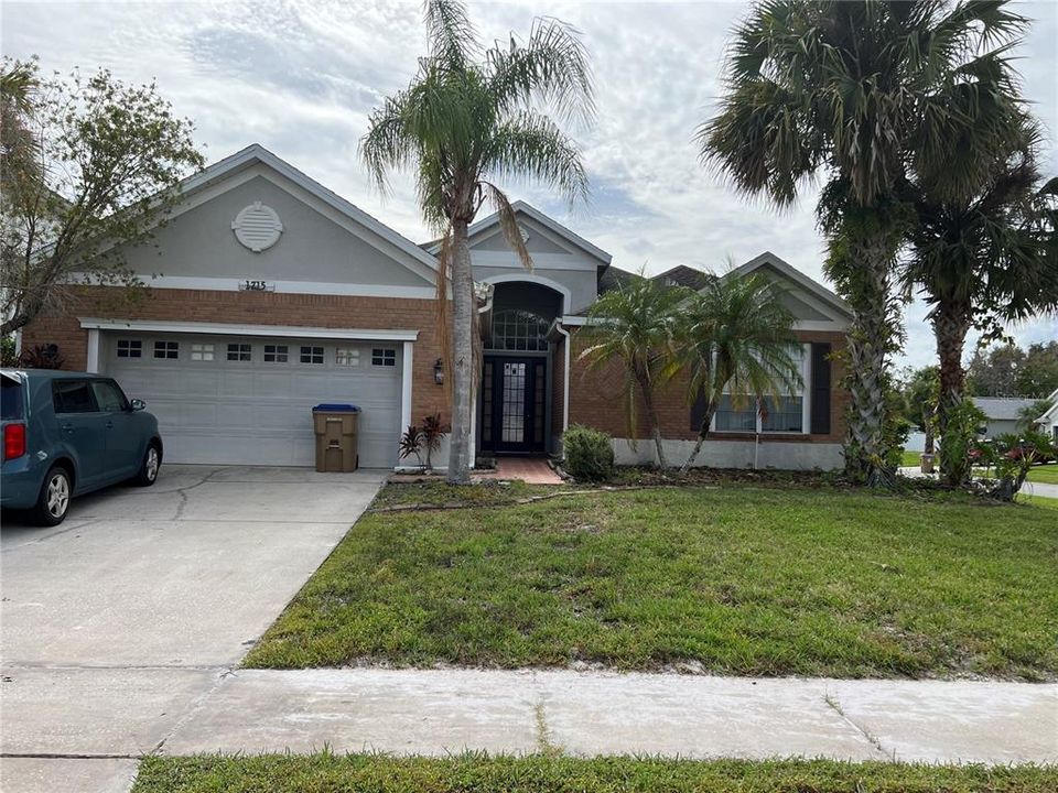 Recently Sold: $437,000 (4 beds, 3 baths, 2259 Square Feet)