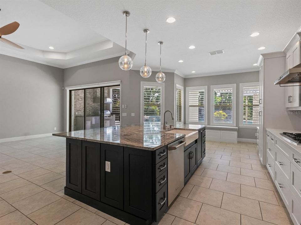 Recently Sold: $1,495,000 (5 beds, 5 baths, 4098 Square Feet)