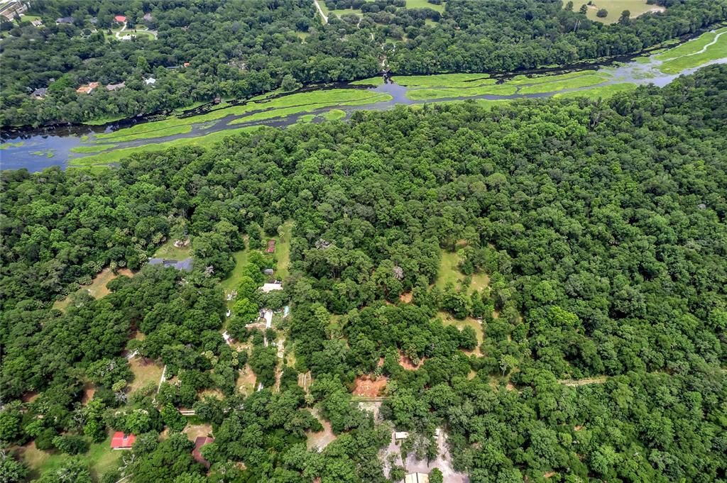 Vendido Recientemente: $240,000 (2.64 acres)