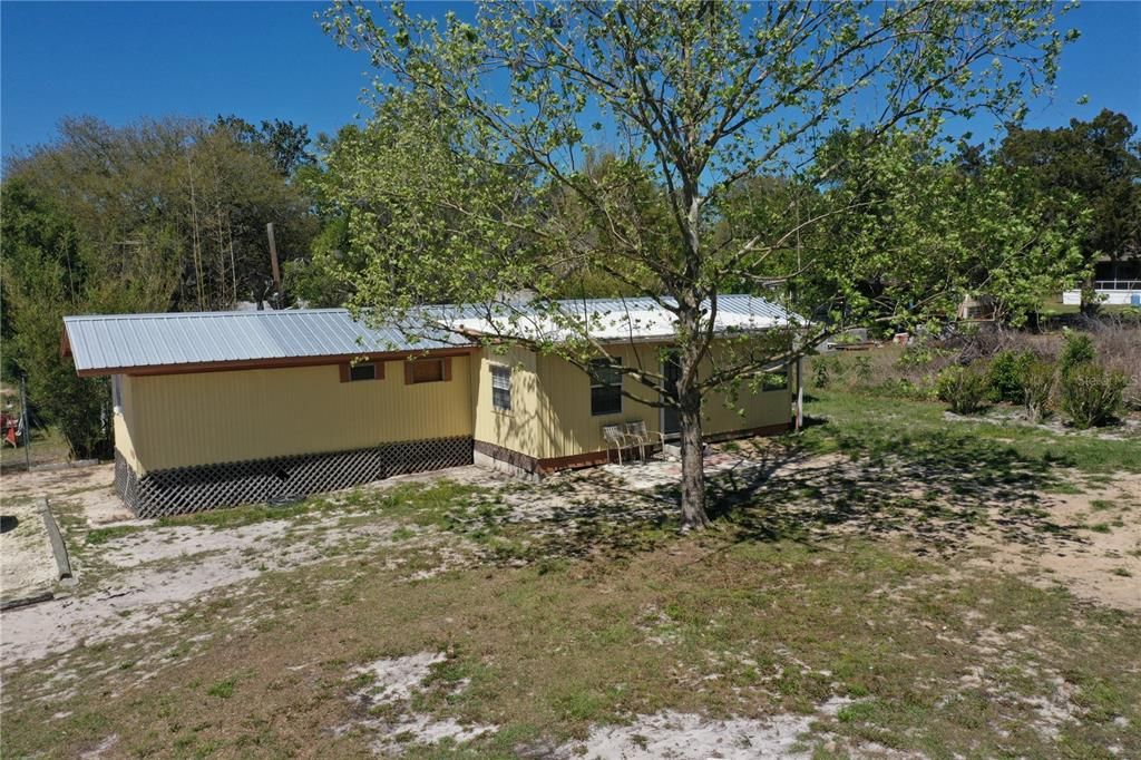 Recently Sold: $79,999 (2 beds, 1 baths, 720 Square Feet)