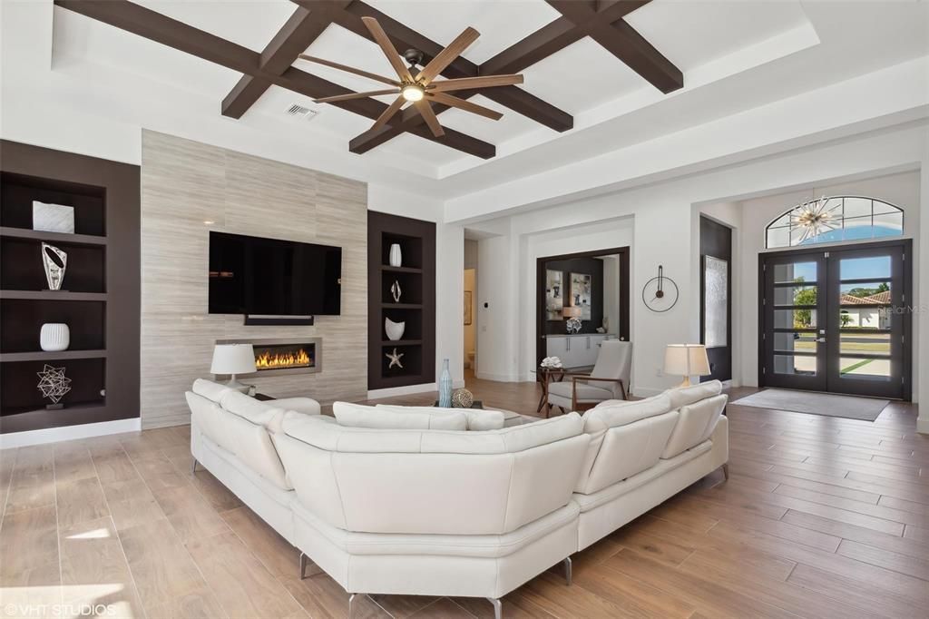 Recently Sold: $1,795,000 (5 beds, 5 baths, 4331 Square Feet)